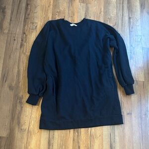 Zenana Outfitters Black Sweatshirt